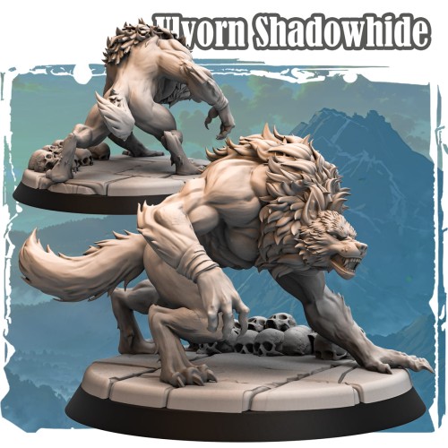 Ulvorn Shadowhide – figurka fantasy 32mm przedstawiająca wilkołaka w dynamicznej pozie z pazurami i futrzaną grzywą. Skalista podstawa z czaszkami, tło górskie. Idealna do gier bitewnych i RPG.