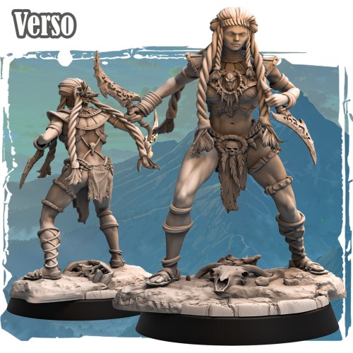 Verso – figurka fantasy 32mm przedstawiająca tribalowego wojownika z dwoma zakrzywionymi ostrzami, ozdobami z kości i piór. Widok z dwóch stron, dynamiczna poza, podstawka skalna z czaszką. Idealna do gier bitewnych i RPG.