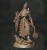 Figurka fantasy przedstawiająca zakutego w zbroję strażnika z buławą i tarczą. Bogate detale, rytualna poza i heroiczny klimat czynią ją idealną do gier RPG, dioram i kolekcji o tematyce obrony, wiary i świętej misji.